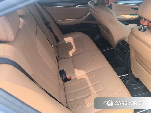 BMW 5 series (imported) 2021 Темно-серый из Китая, фото 4