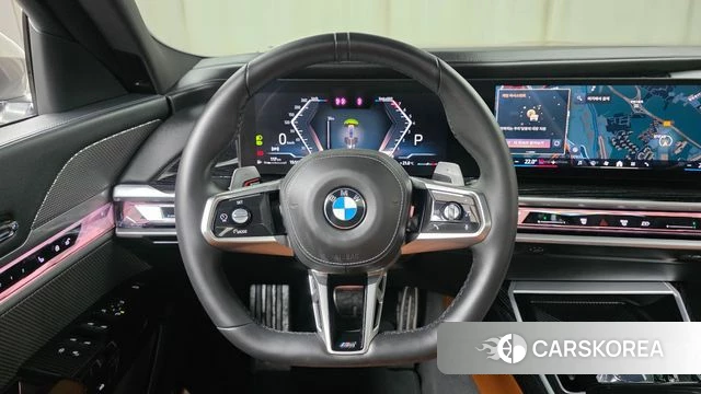 BMW 7 Series (G70) 2025 Песочный из Кореи, фото 4