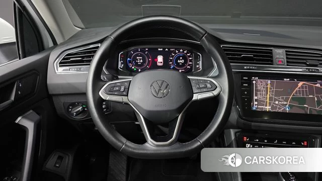 Volkswagen Tiguan second Generation 2021 Белый из Кореи, фото 4