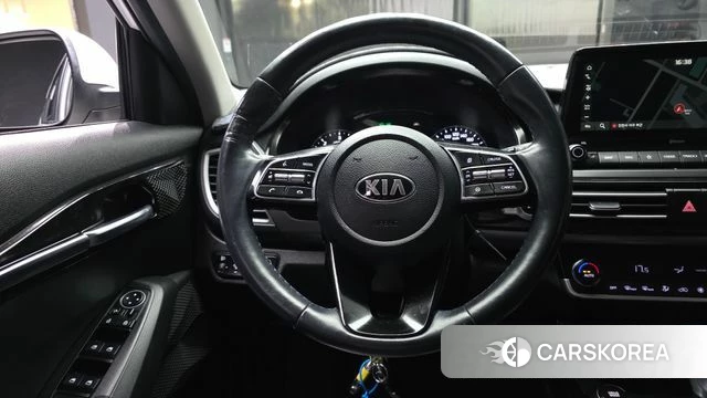 Kia Seltos 2019 Белый из Кореи, фото 4