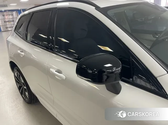 Volvo XC60 second Generation 2025 Белый из Кореи, фото 4