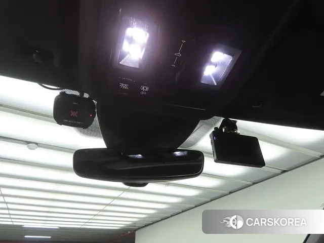 Volkswagen Golf 8th Generation 2024 Белый из Кореи, фото 4