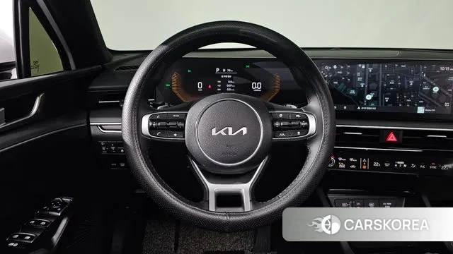 Kia The New K5 Hybrid 3rd generation 2025 Белый из Кореи, фото 4