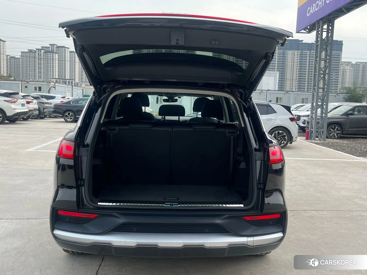 Audi Q6 2022 Черный из Китая, фото 4