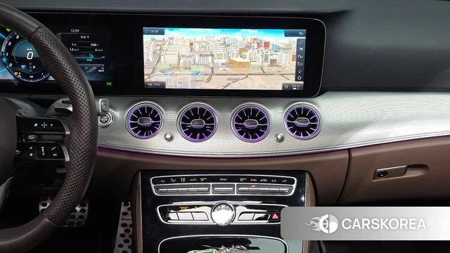 Mercedes-Benz E-Class W213 2018 Белый из Кореи, фото 4