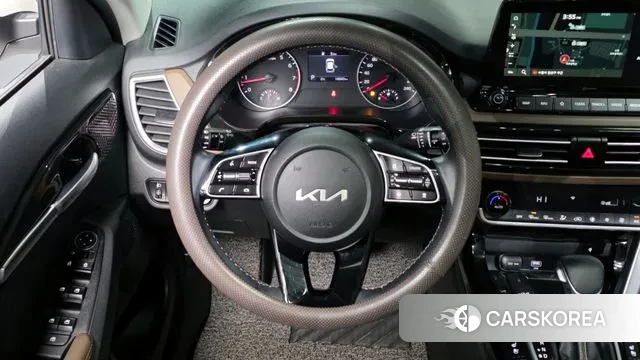 Kia Seltos 2021 Белый из Кореи, фото 4