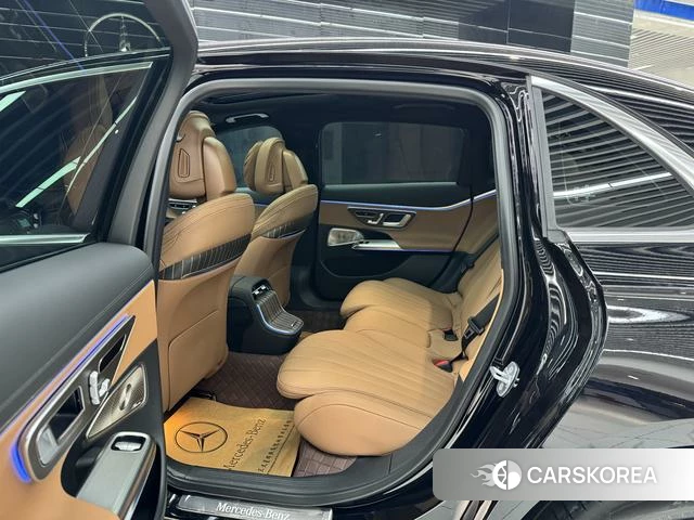 Mercedes-Benz E-class 2024 Черный из Китая, фото 4