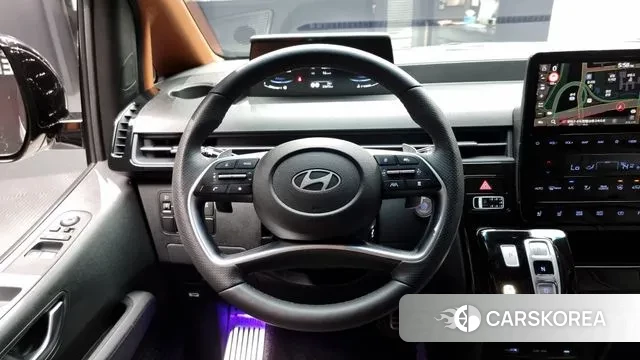 Hyundai Staria 2024 Белый из Кореи, фото 4