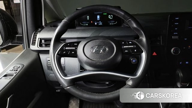 Hyundai Staria 2022 Серый из Кореи, фото 4