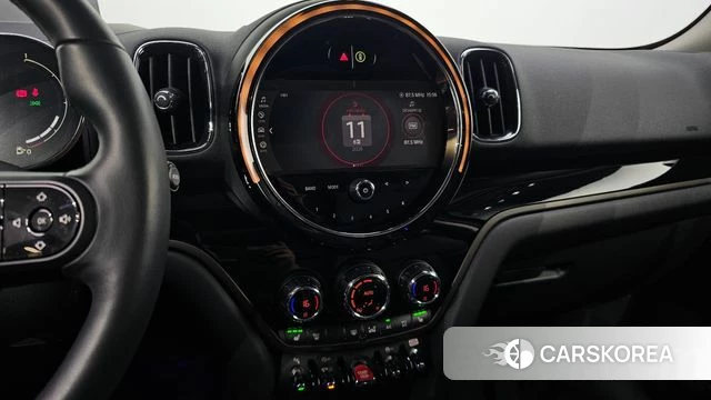 Mini Cooper Countryman 2023 Черный из Кореи, фото 4
