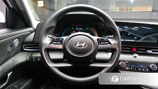 Hyundai The New Avante (CN7) 2024 Белый из Кореи, фото 4