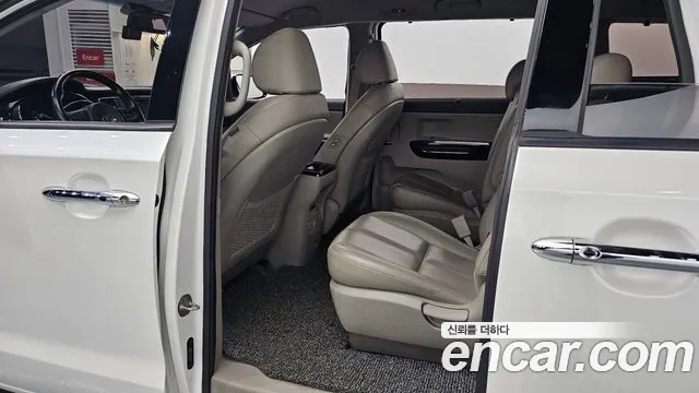 Kia The New Carnival 2018 Белый из Кореи, фото 4