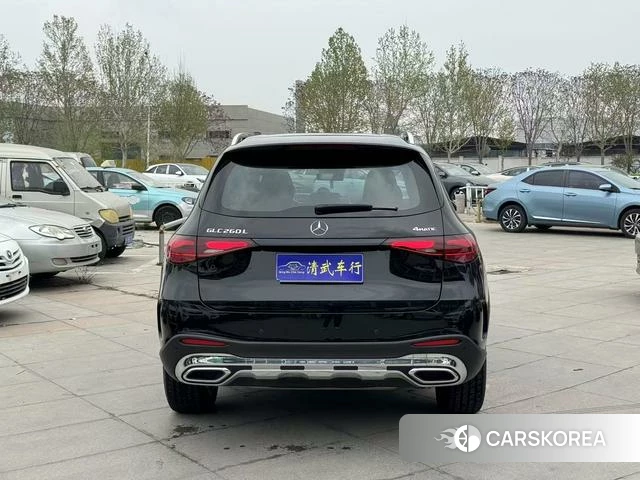 Mercedes-Benz GLC 2023 Черный из Китая, фото 4
