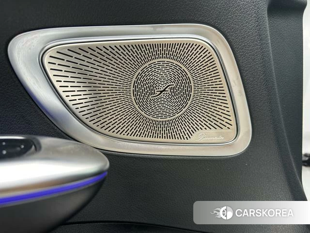 Mercedes-Benz Class C 2024 Белый из Китая, фото 4