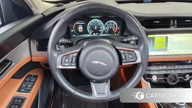 Jaguar XF (X260) 2019 Белый из Кореи, фото 4