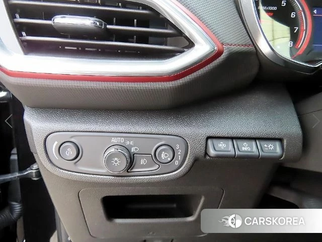 Chevrolet (GM Daewoo) Trailblazer 2021 Черный из Кореи, фото 4