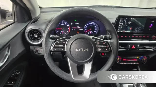 Kia The New K3 2nd generation 2021 Белый из Кореи, фото 4