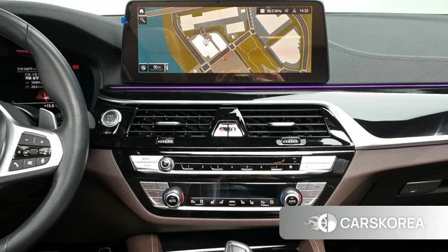 BMW 5 Series (G30) 2022 Серый из Кореи, фото 4