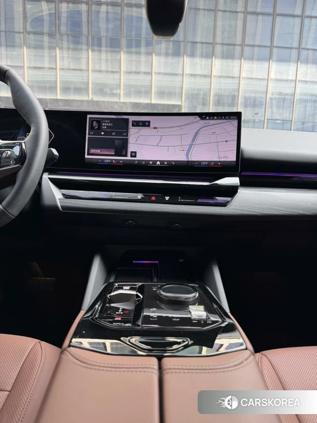 BMW 5 series 2024 Черный из Китая, фото 4
