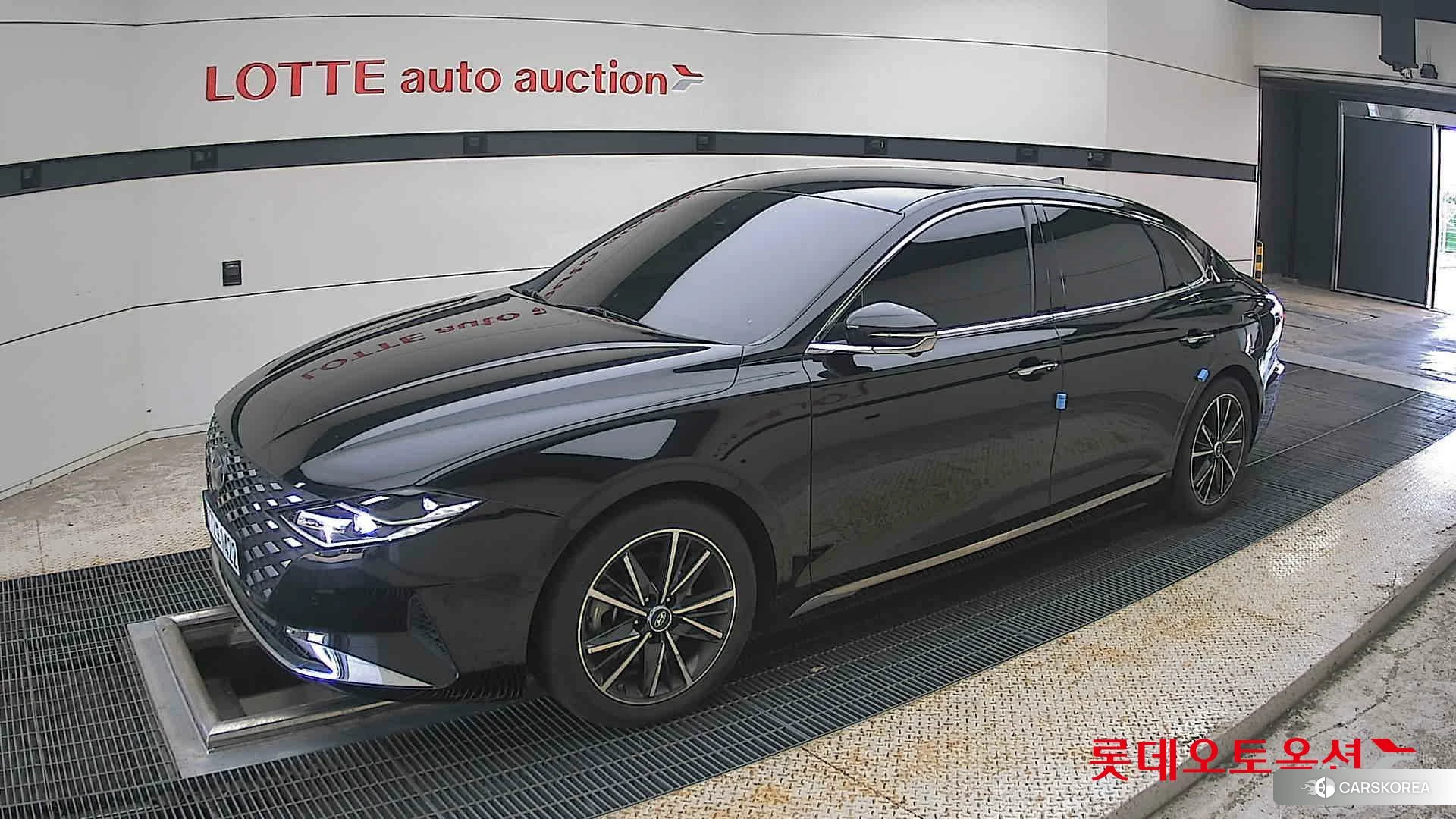 Hyundai Grandeur 2023 Midnight Black Pearl из Кореи, фото 4