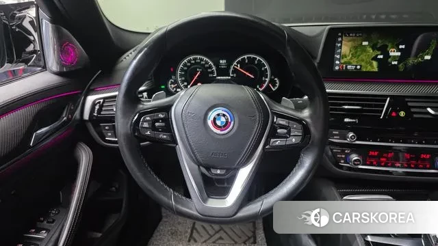BMW 5 Series (G30) 2018 Белый из Кореи, фото 4