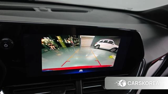 Chevrolet (GM Daewoo) Trax Crossover 2023 Красный из Кореи, фото 4