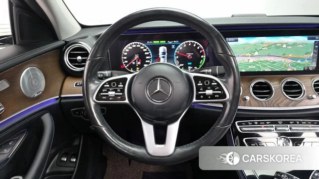 Mercedes-Benz E-Class W213 2019 Белый из Кореи, фото 4