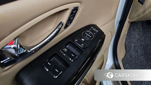 Kia The New Carnival 2018 Белый из Кореи, фото 4