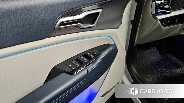 Kia Sportage 5th Generation 2023 Белый из Кореи, фото 4