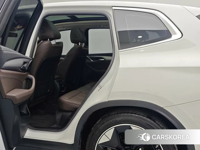 BMW iX3 2021 Белый из Китая, фото 4
