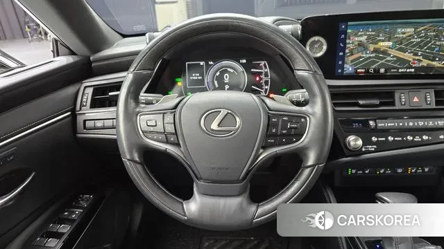 Lexus ES300h 7th generation 2023 Серый из Кореи, фото 4