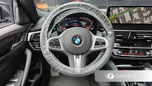 BMW 5 Series (G30) 2023 Серый из Кореи, фото 4