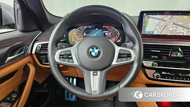 BMW 5 Series (G30) 2023 Серый из Кореи, фото 4