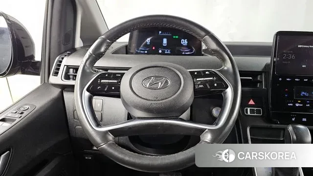 Hyundai Staria 2022 Серый из Кореи, фото 4