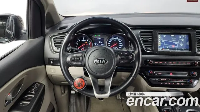 Kia The New Carnival id 2706321 из Кореи 4