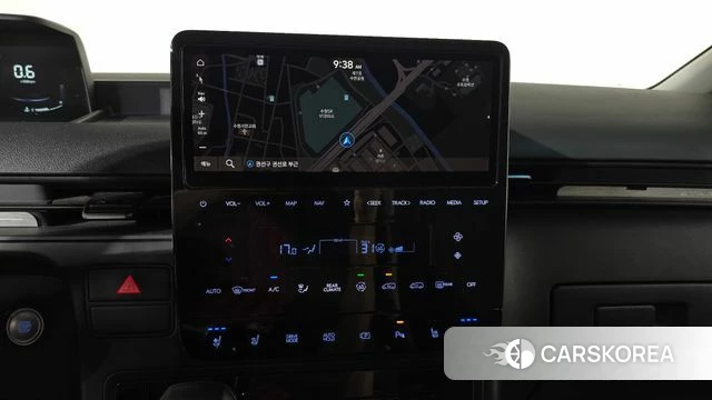 Hyundai Staria 2022 Желтый из Кореи, фото 4