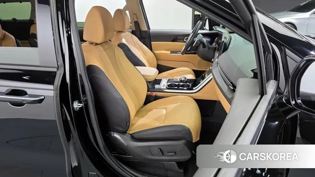 Kia Carnival 4th generation 2023 Черный из Кореи, фото 4