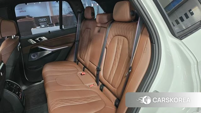 BMW X5 (G05) 2024 Белый из Кореи, фото 4