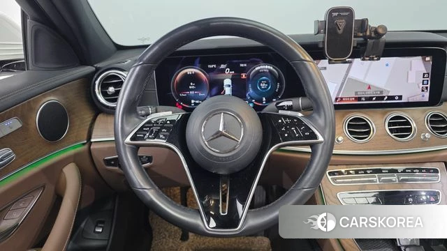 Mercedes-Benz E-Class W213 2021 Белый из Кореи, фото 4