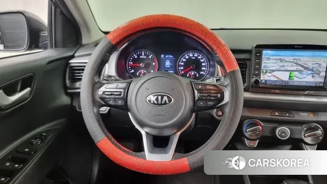 Kia Stonic 2018 Серый из Кореи, фото 4