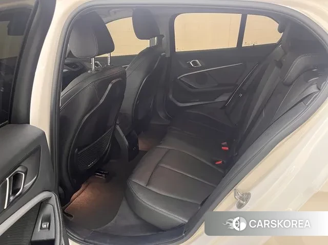 BMW 1 Series (F40) 2022 Белый из Кореи, фото 4