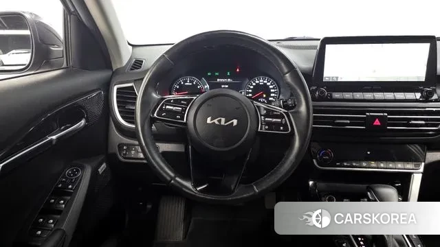 Kia Seltos 2021 Серый из Кореи, фото 4