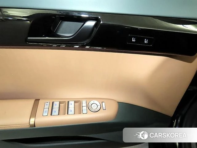 Hyundai Grandeur Hybrid (GN7) 2023 Черный из Кореи, фото 4