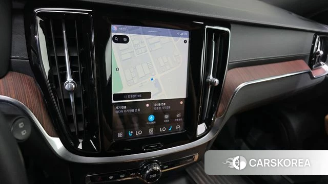 Volvo V60 Cross-Country 2nd Generation 2022 Синий из Кореи, фото 4