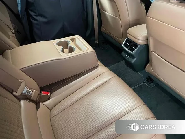 Hyundai Grandeur Hybrid (GN7) 2023 Черный из Кореи, фото 4