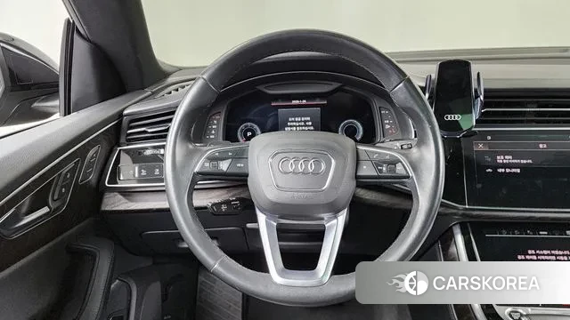 Audi Q8 (4M) 2022 Черный из Кореи, фото 4