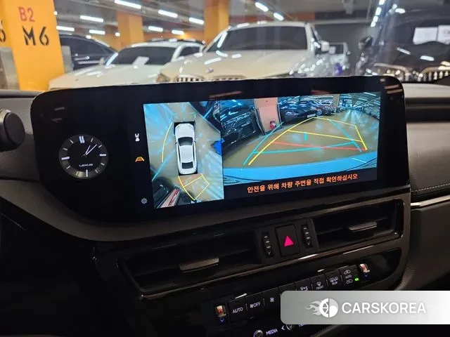 Lexus ES300h 7th generation 2025 Белый из Кореи, фото 4