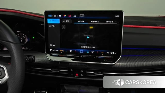 Volkswagen Golf 8th Generation 2025 Серебристо-серый из Кореи, фото 4