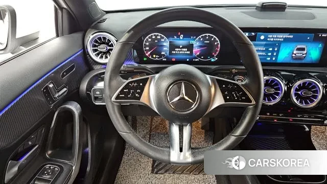 Mercedes-Benz A-Class W177 2024 Белый из Кореи, фото 4