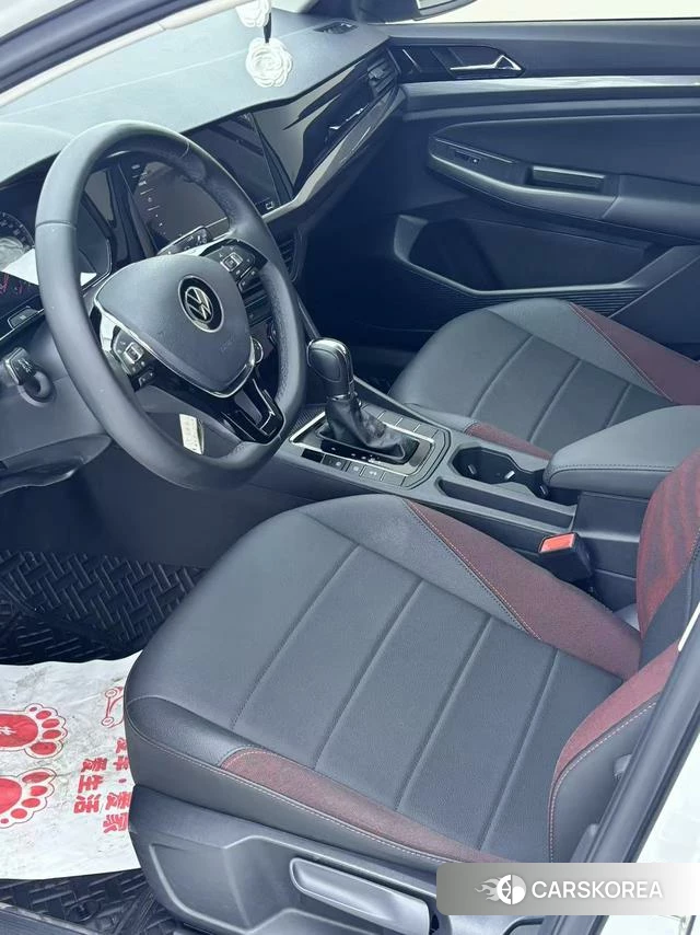 Volkswagen Bora 2022 Белый из Китая, фото 4